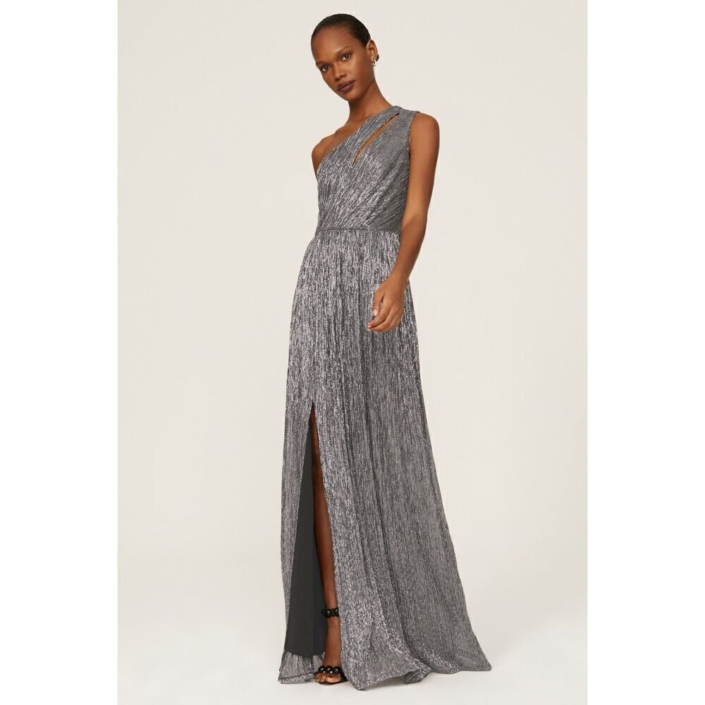 Dress The Population Kienna Gown 🧡